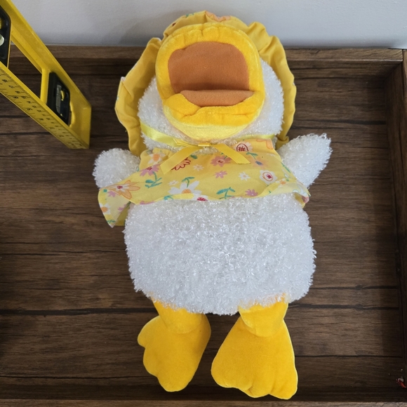 Chrisha Playful Plush 13" Duck Plush Hand Puppet Quacking Stuffed Animal - Picture 10 of 11